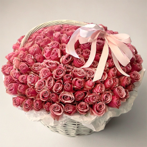 Композиция в корзине из 151 розы Ревиваль в Красноармейске