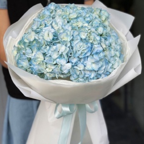 Букет из 5 голубых гортензий в Красноармейске