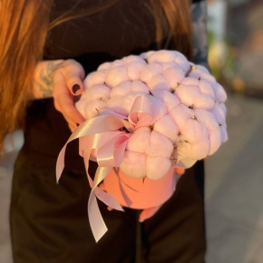 Композиция в шляпной коробке мини из хлопка в Красноармейске