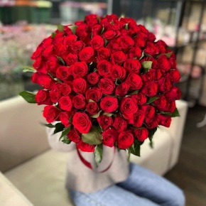 Букет "Классический" из 101 красной розы Кения (60 см) в Красноармейске