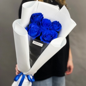 Букет из 5 синих роз Эквадор в Красноармейске