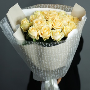 Букет из 19 роз Аваланж (70 см) в Красноармейске