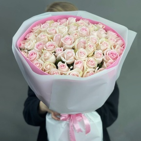 Букет из 51 нежной пастельной розы (60 см) в Красноармейске