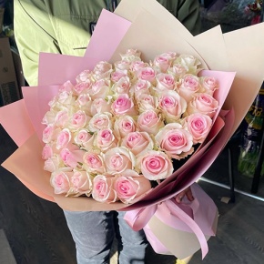 Букет 101 роза Свит ревиваль (60 см) в Красноармейске