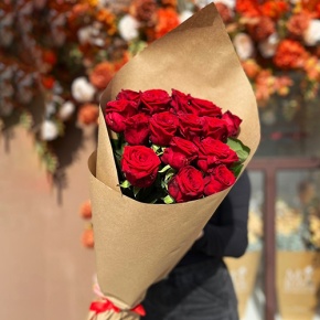 Букет 15 красных роз (80 см) в Красноармейске