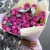 Букет "Малиновый бисквит" из кустовых и пионовидных роз и эвкалипта в Красноармейске Букет "Малиновый бисквит" из кустовых и пионовидных роз и эвкалипта в Красноармейске