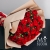 Букет 15 кустовых красных роз в Красноармейске Букет 15 кустовых красных роз в Красноармейске