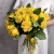 Букет из 25 лимонных роз с рускусом (40 см) в Красноармейске